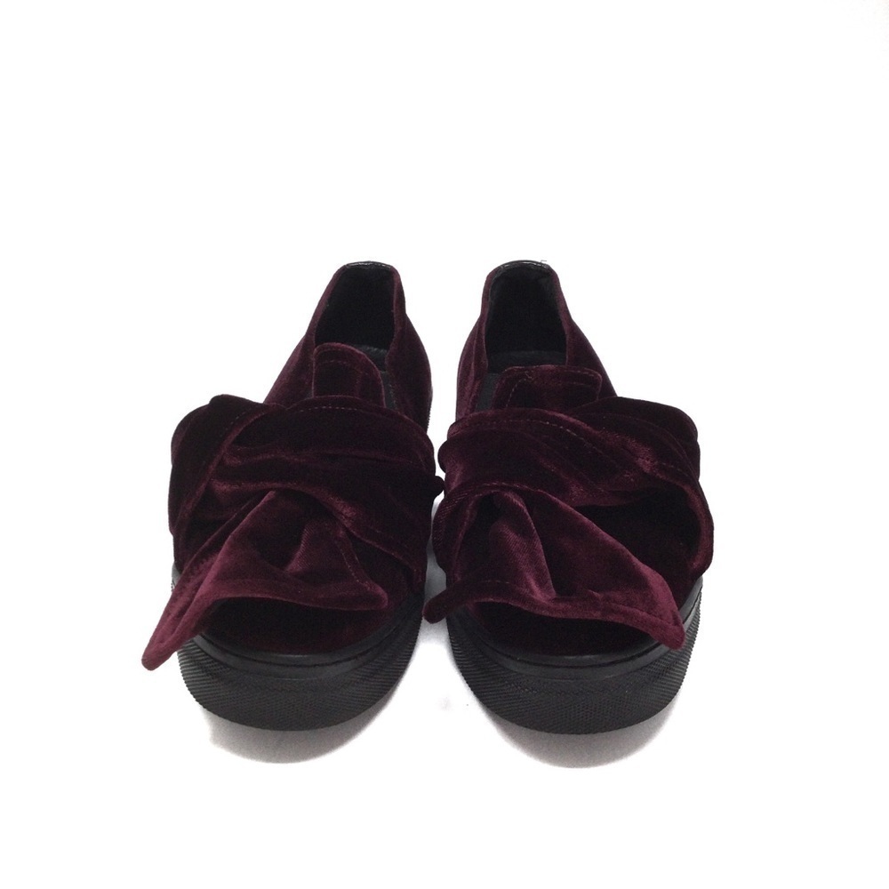 Morelli‎ Burgundy velvet tie top loafers